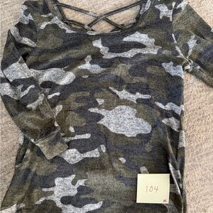 No Boundaries Green and Gray Camouflage Long Sleeve Top